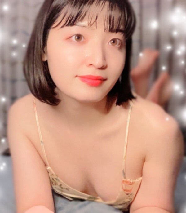 Thank you, hyung, for inviting me to your house last night 💕  I was happy that you chose me to be your first transsexual 😆  Thank you for saying so many cute things  Flirting was fun too🍌🍑🍑  Good luck with your work 💕  I hope to see you again 💕