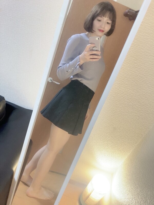 I'm waiting for a hard penis ❤️ Please come and see me 🍌