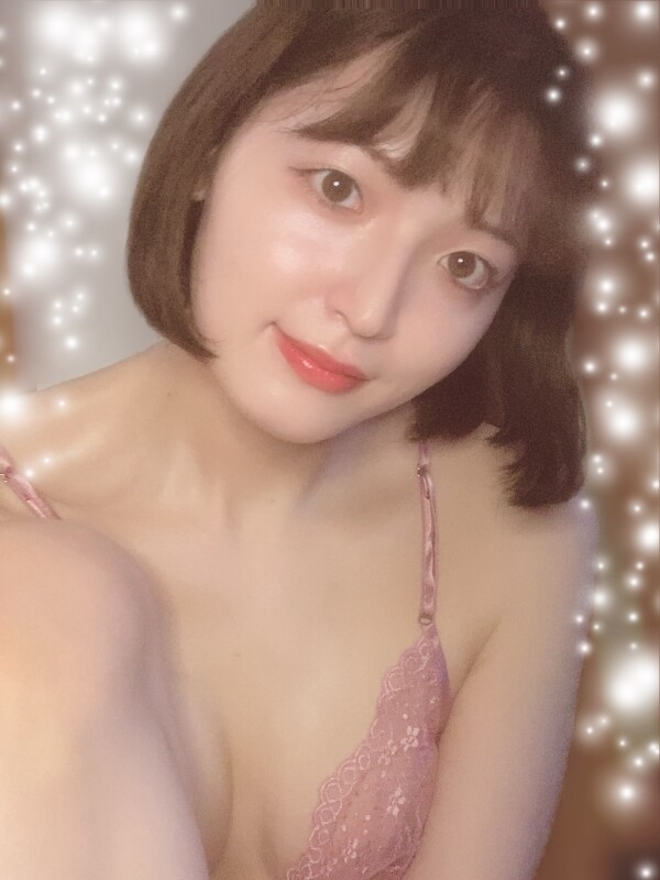 I'm waiting for your penis 🍌 Let's release your sexual desire 💕
